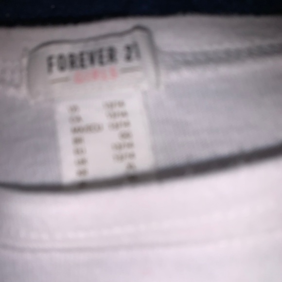 Crop top - Picture 3 of 3